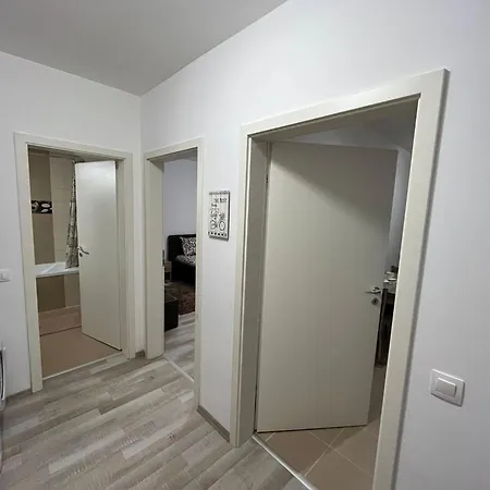 Ddm Διαμέρισμα Μπρασόβ